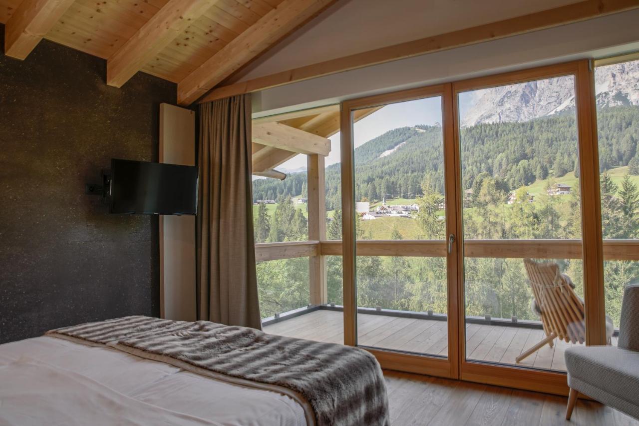Dolomiti Lodge Alvera Cortina d'Ampezzo Luaran gambar