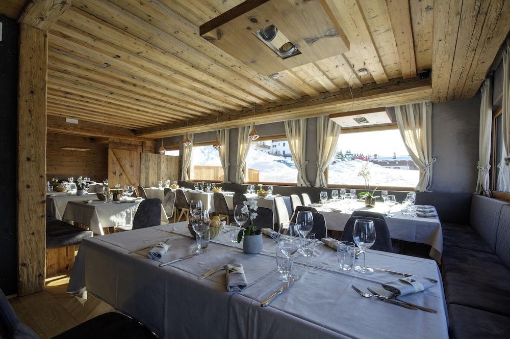 Dolomiti Lodge Alvera Cortina d'Ampezzo Luaran gambar