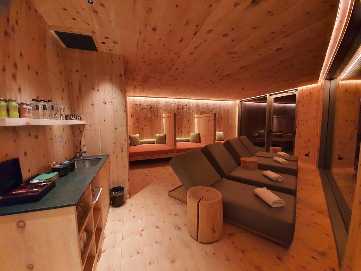 Dolomiti Lodge Alvera Cortina d'Ampezzo Luaran gambar