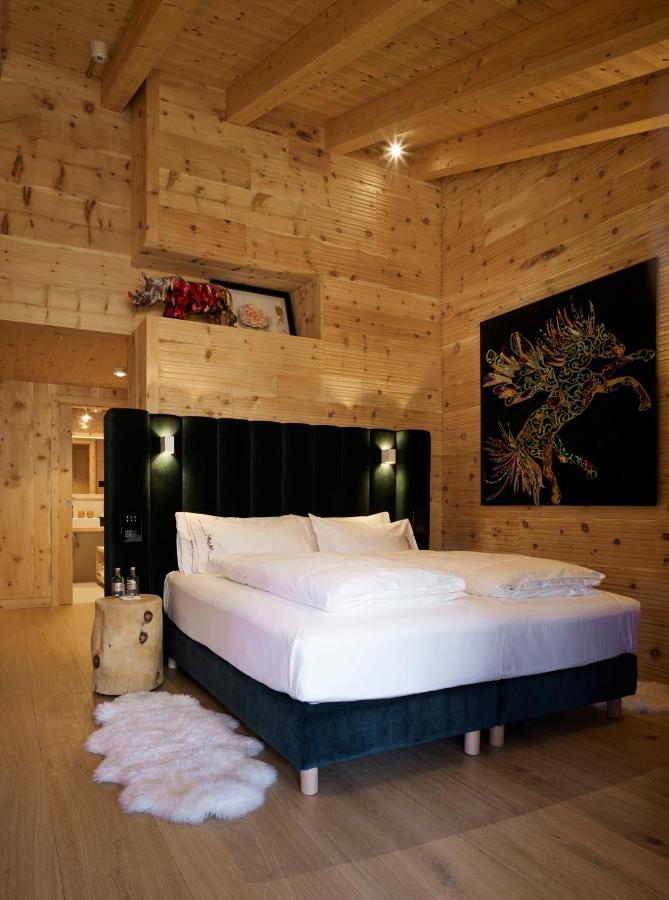 Dolomiti Lodge Alvera Cortina d'Ampezzo Luaran gambar