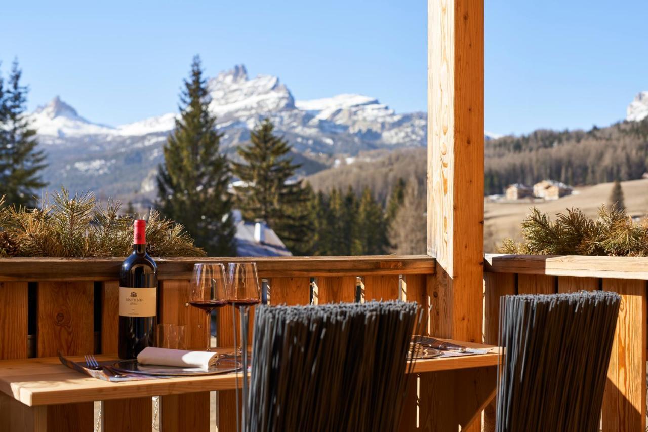 Dolomiti Lodge Alvera Cortina d'Ampezzo Luaran gambar