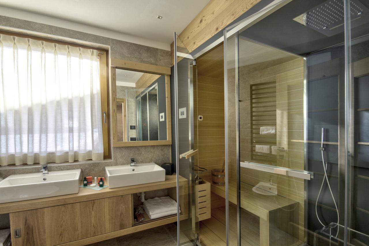 Dolomiti Lodge Alvera Cortina d'Ampezzo Luaran gambar