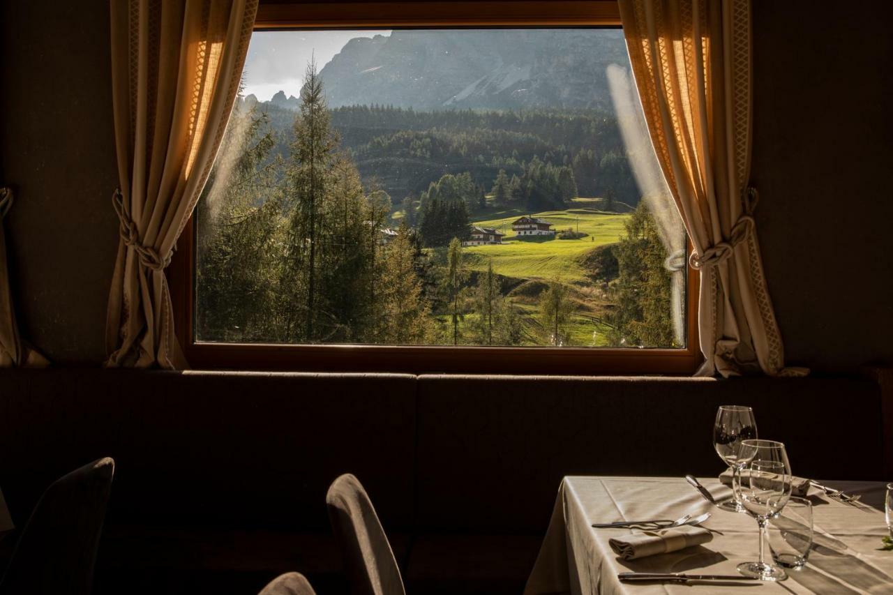 Dolomiti Lodge Alvera Cortina d'Ampezzo Luaran gambar